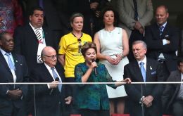 Durante la ceremonia de la Copa de Confederaciones fueron hostilizados tanto Rousseff como Blatter 