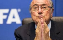 “Esperamos verlo pronto en las canchas” sostuvo el presidente de la FIFA 