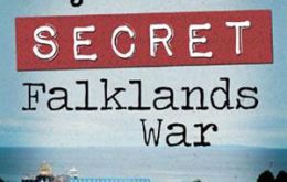  El oficial de la RAF Sydney Edwards en su libro “My secret Falklands War” hace revelaciones sobre la guerra y el apoyo chileno