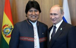 Morales y Putin se reunieron en el marco de la cumbre de los países del grupo BRICS y Unasur 