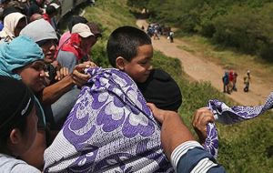 El ingreso masivo de niños centroamericanos a EE.UU. se ha tornado en un desafío humanitario para lodos los países involucrados 