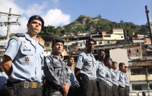 Las unidades de la policía pacificadora pasaron a ser el blanco de los ataques de los narcotraficantes en las favelas 