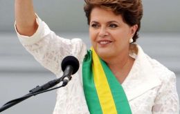 La presidenta de Brasil aspira a la reelección en octubre próximo 