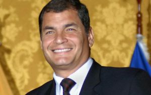 Correa, en su cargo desde 2007, aún no ha confirmado si irá o no por un cuarto mandato en 2017, aunque su partido formuló el polémico proyecto