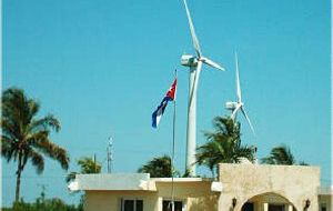 Cuba planea invertir 3.600 millones de dólares en 15 años para desarrollar energías alternativas 