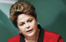 “Más que nunca necesitamos creer en Brasil y disminuir el pesimismo. Pido el voto a todos para que Brasil pueda continuar avanzando”, dijo la presidenta