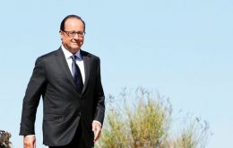 Hollande reúne en París a los responsables socialdemócratas europeos, previo al Consejo Europeo de Bruselas cuando se nombren nuevas autoridades