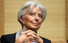 “El crecimiento económico es a la vez demasiado débil, frágil y desigual”, dijo Lagarde. El FMI presentará sus previsiones actualizadas el 7 de octubre.