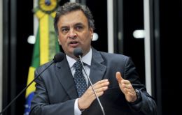 “Es el Gobierno del PT patrocinando el atraco a nuestras empresas públicas para el mantenimiento de su proyecto de poder”, denunció Neves