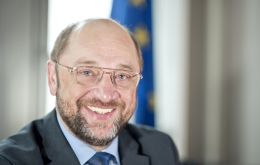 Schulz se mostró contento y adelantó que el caso de Escocia, con mayor autonomía, podría convertirse en un modelo para otros intentos independistas 