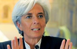 “La preocupación es que los objetivos de crecimiento vayan también junto a los del empleo. Debemos centrarnos más en las reformas laborales” dijo Lagarde