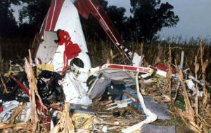 El 15 de marzo de 1995 cayó el helicóptero que pilotaba Carlos Menem Yoma, el mayor de los hijos del ex Presidente, que murió a los 26 años.
