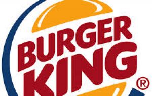 Burger King, hasta ahora con sede en Miami, adquirió la empresa Tim Hortons de Canadá, lo que le permitirá instalar su sede fiscal al otro lado de la frontera. 