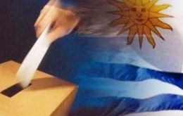 A fin de mes se cumple la primera vuelta presidencial en Uruguay si ninguno de los candidatos obtiene el 50% de votos válidos 
