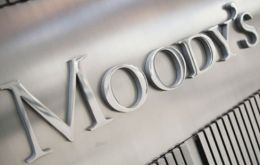 Moody's anticipa una reducción de la demanda de crédito, y una alta exposición al riesgo de los bancos estatales de Brasil.