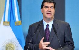 “El Gobierno argentino considera que la tasa de crecimiento del PIB para el año 2015 es la que estipula el Presupuesto Nacional, 2.8%”, dijo el jefe de ministros 