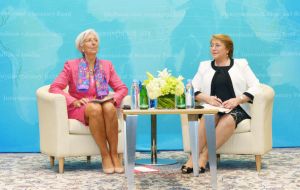 Lagarde y la presidenta chilena, Michelle Bachelet, inaugurarán la reunión que también contará con los presidentes de los bancos centrales de México y Brasil 