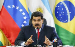 ”Ahí en Ecuador vamos a tener reuniones de trabajo, vamos a revisar todo el mapa del continente para seguir así juntos”, dijo el presidente venezolano