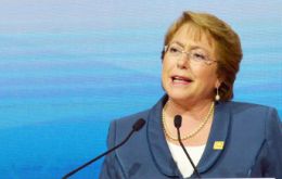 ”Ir a trabajar con Chile es no solo hacer negocios con Chile, sino que una plataforma para hacer negocios con otros países de la región”, dijo Bachelet