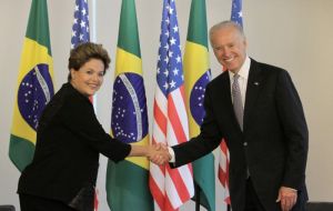 Poco después de ser reelecta Rousseff dijo al vicepresidente Joe Biden que quería retomar las discusiones para una visita de Estado formal