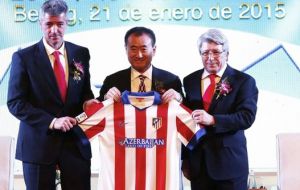 Wang Jianlin, considerado entre los cien más ricos del mundo, ayudará al Atlético a salir de una deuda de 540 millones de Euros 