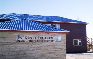 La asamblea pública se desarrollará este lunes por la tarde en la Cámara de Comercio de las Falklands