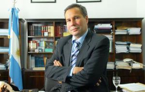 Según Nisman el Gobierno de Cristina Fernández orquestó un encubrimiento, a través de un acuerdo de entendimiento suscrito con Irán en 2013.