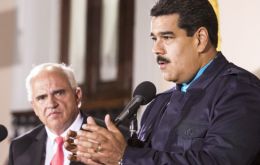 Maduro pidió esta semana a Samper, que asuma una iniciativa diplomática para buscar un mecanismo de diálogo con el Gobierno de Estados Unidos.