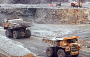 La minería cayó por los menores precios internacionales y la menor demanda de exportaciones mineras especialmente por parte de China