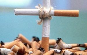 El tabaco mata a una persona cada seis segundos en el mundo. Su consumo es un factor de riesgo para seis de las ocho principales causas de muerte mundial