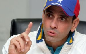 Capriles pide la liberación de presos políticos, respeto por los derechos constitucionales y poder concurrir al proceso electoral “en un clima propicio”.