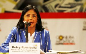 La ministra Delcy Rodríguez calificó la reunión con el jefe de misión de EE.UU. Lee Cleeny como “cordial” y “amena”