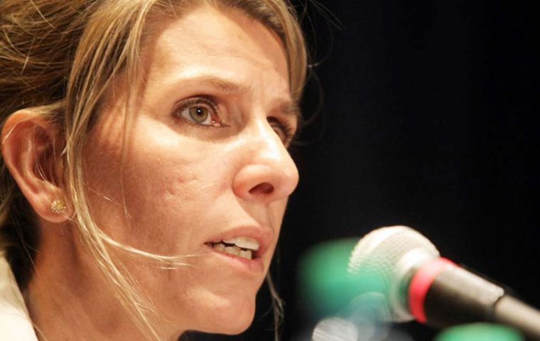 “La muerte de Nisman es un magnicidio que merece respuestas de parte de las instituciones de la república”, señaló la jueza Arroyo Salgado.