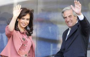 Se mencionó la posibilidad de un encuentro presidencial de Cristina Fernández con Tabaré Vázquez en el correr de las próximas semanas 