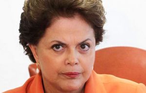 Según la senadora el gobierno de Dilma Rousseff consiguió reunir todas las condiciones para negar la realidad “y trabajar con las estrategias equivocadas”.