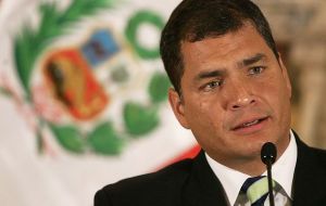 El presidente Correa consideró una “broma de mal gusto” la decisión de EE.UU. de declarar a Venezuela como una “amenaza extraordinaria”