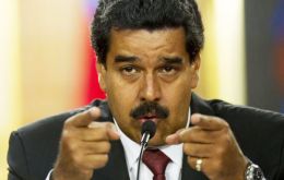 “Tiendo una mano al gobierno de EE.UU. para que avancemos juntos en diálogos francos y busquemos una solución sobre la base del derecho internacional, el respeto mutuo”, dijo Maduro (Foto AFP)