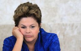 Según el sondeo de CNI/Ibope, uno de los más consultados en Brasil, la cifra del 19% es, por lejos, la más baja desde que Rousseff asumió su primer mandato en 2010 