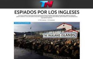 “Operaciones encubiertas en redes sociales, intervención de comunicaciones militares y de seguridad, para saber sobre planes de Argentina respecto de Falklands/Malvinas”