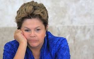 Rousseff busca una mayor aproximación con el PMDB, el partido de los presidentes del Senado, Renán Calheiros, y de la Cámara de Diputados, Eduardo Cunha, Rousseff