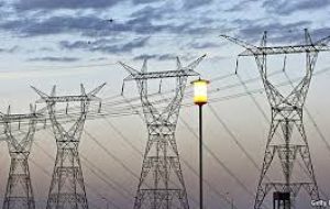 ”Más de la mitad del índice de marzo obedeció a la cuenta de energía eléctrica, cuyo aumento medio de 22,08% generó (...) el impacto más expresivo del mes”, dijo el IBGE 