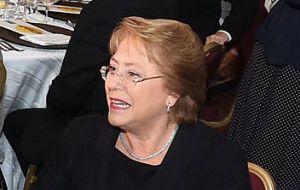 Sobre su relación con la presidenta Bachelet señaló que está se mantiene normal a pesar del escándalo y del impacto que ha tenido sobre el gobierno.