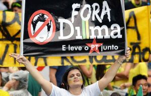 Según Datafolha, 75% de los brasileños aprueba las protestas y un 63% apoya que el Congreso abra un juicio político con miras a la destitución de Rousseff