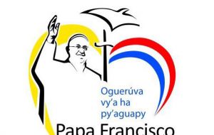 El logo de la visita del Papa a Paraguay está en guaraní, “Oguerúva vy’a ha py’aguapy” (El que trae felicidad y paz)