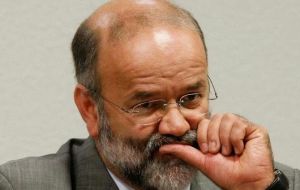Vaccari asumió la tesorería del PT en 2005, después que su antecesor, Delubio Soares, fuera implicado en un asunto de sobornos en el Congreso