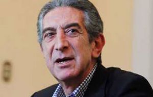 Jorge Tarud había calificado la situación de Insunza como “insostenible”, debido a la crisis de confianza que enfrenta Chile 