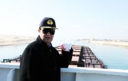 “El Nuevo Canal de Suez es algo más que un nuevo canal y asombrosa hazaña de ingeniería. Es un catalizador para el pueblo egipcio” dijo Mohab Mamish