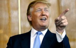  El magnate Trump desde Nueva York propuso levantar un “gran muro” en la frontera entre los dos países y que “México lo pague”. 