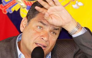 Correa defendió la validez de los proyectos y reiteró que afectarán a menos del 2% de los ecuatorianos y negó que vayan a perjudicar a la clase media 
