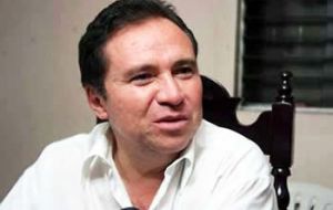 El ex-ministro de la Presidencia Enrique Flores Lanza, bajo el gobierno de Manuel Zelaya, huyó a Nicaragua hace tres semanas
